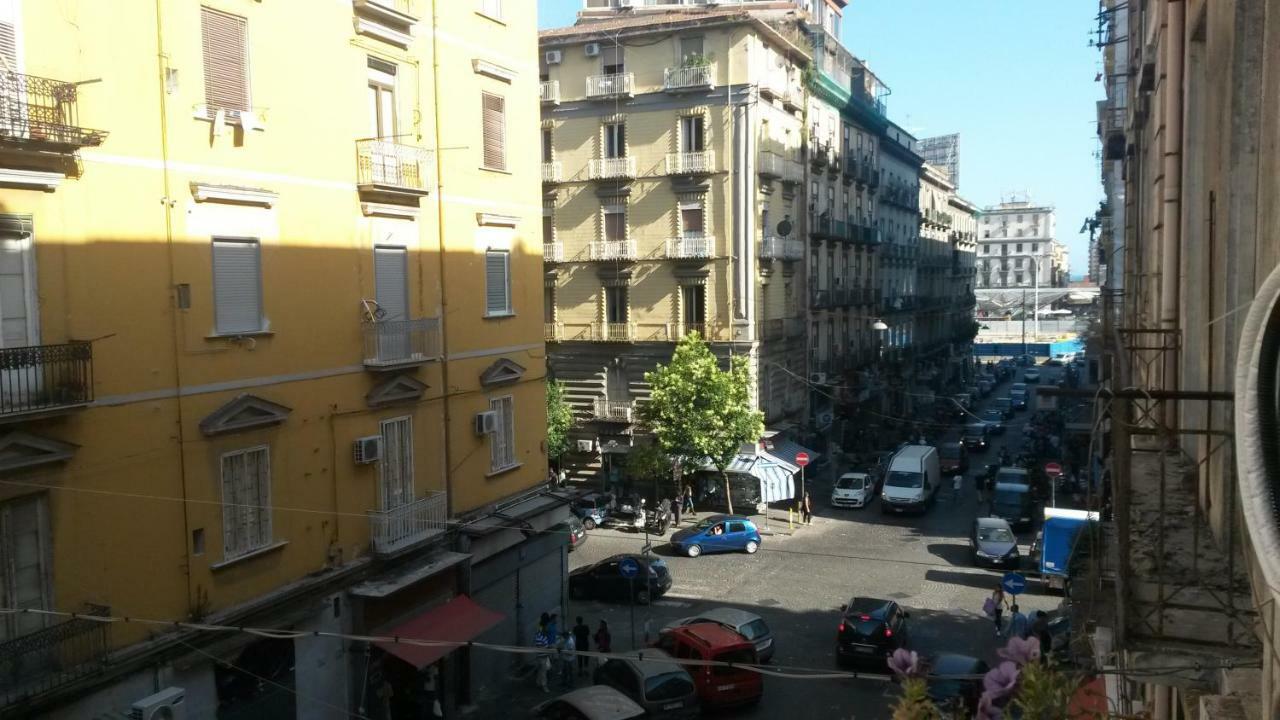 Le Stanze Di Angela Bed and Breakfast Napoli Eksteriør billede