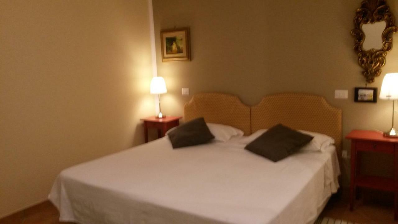 Le Stanze Di Angela Bed and Breakfast Napoli Eksteriør billede